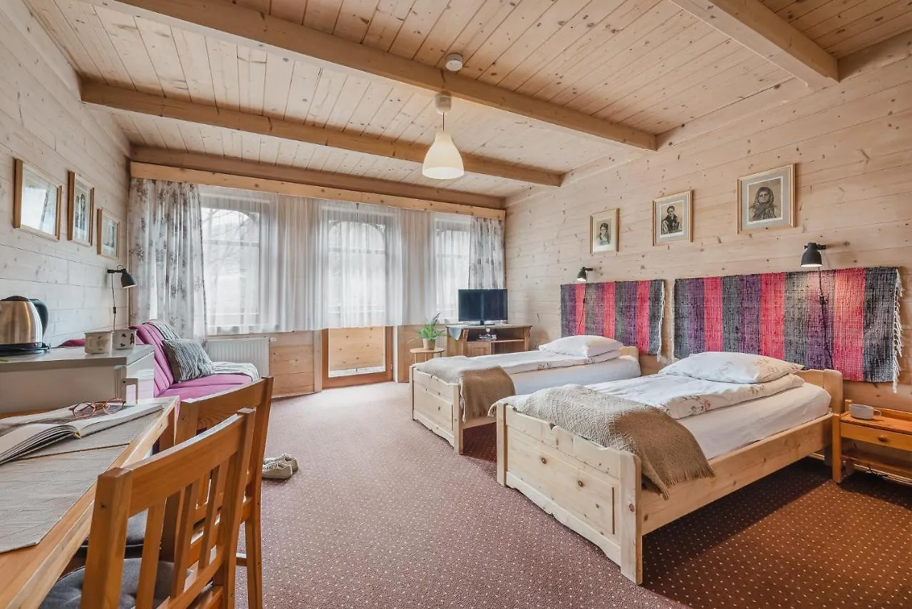 Willa Bystry, Pod Nosalem Zakopane Gasthuis